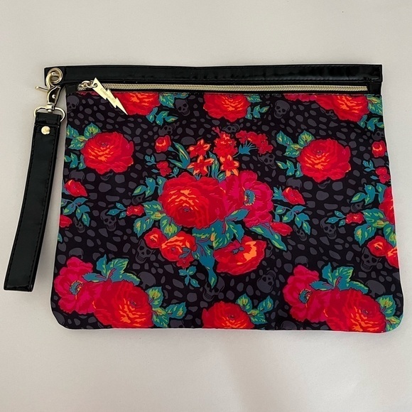 Betsey Johnson Betseyville Handbags - Betsey Johnson Betseyville Large Wristlet Black Rose Skull print